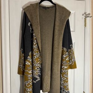 BCBGMAXAZRIA MAX Sport boho peasant Cardigan with POCKETS! size medium